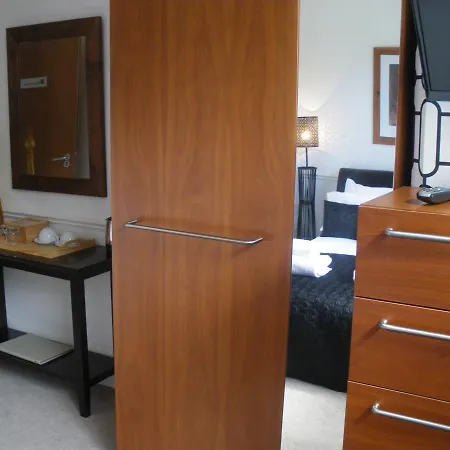 מלון The Woodlands Hotel, Sandsend *