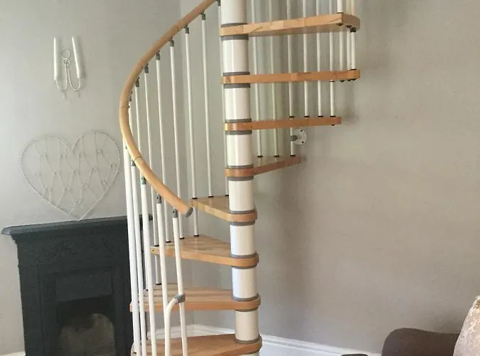 The Woodlands Hotel, Sandsend Отель Уитби