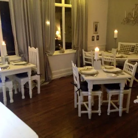 The Woodlands Hotel, Sandsend Hotel *